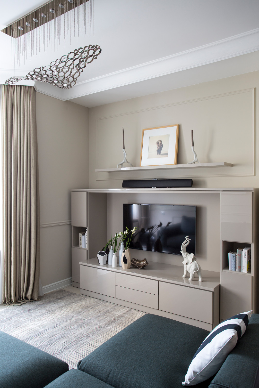 Античный минимализм - квартира на Арбате 85 м2