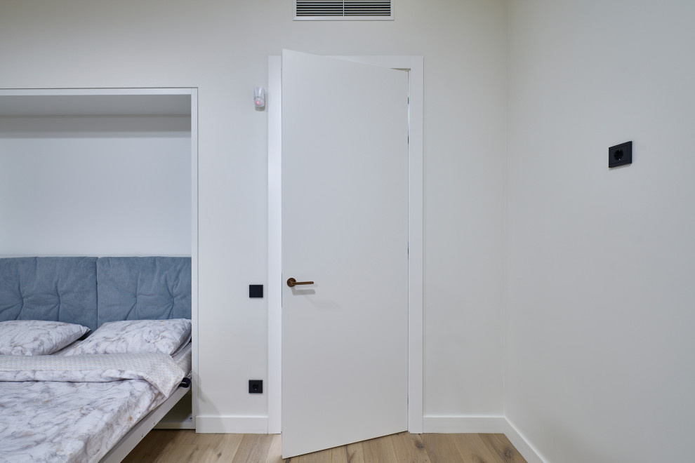 Свежая идея для дизайна: спальня среднего размера в классическом стиле - отличное фото интерьера