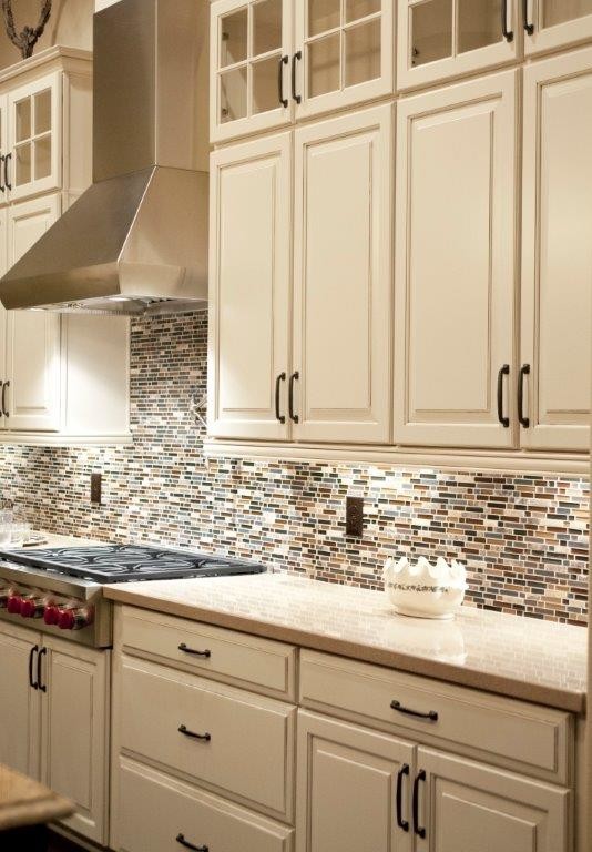 Example of a transitional kitchen design in Orlando