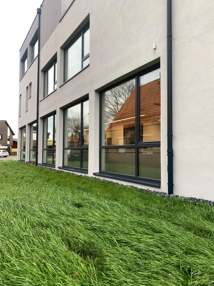 Wohn-/Geschäftshaus