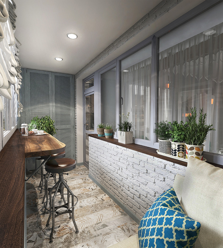 Застекленная лоджия Industrial Balcony Moscow by Леонид Арапов