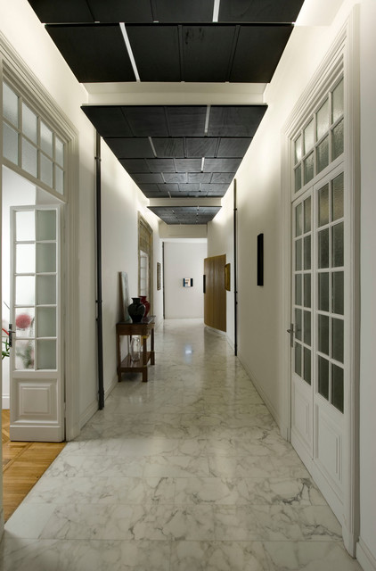 INTERIORS/HALLWAY clasico-recibidor-y-pasillo
