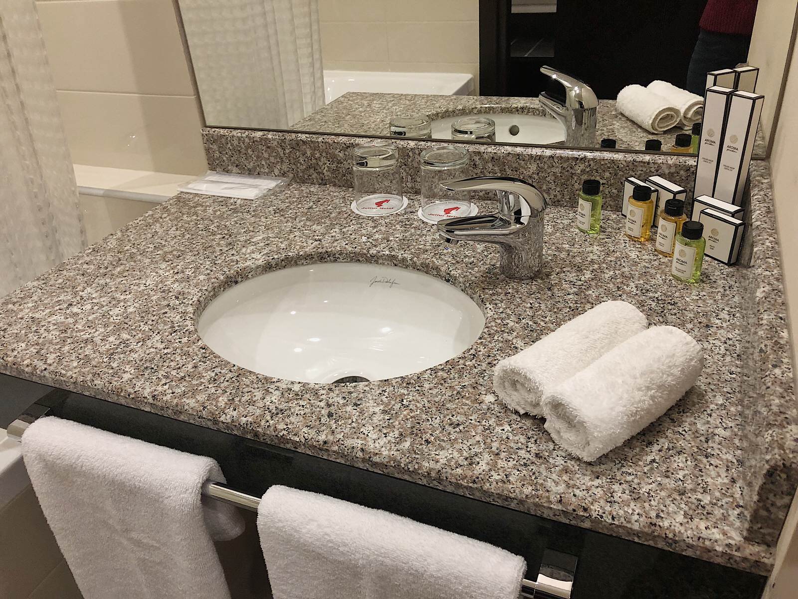 Премиум-отель "Armat Hotel"