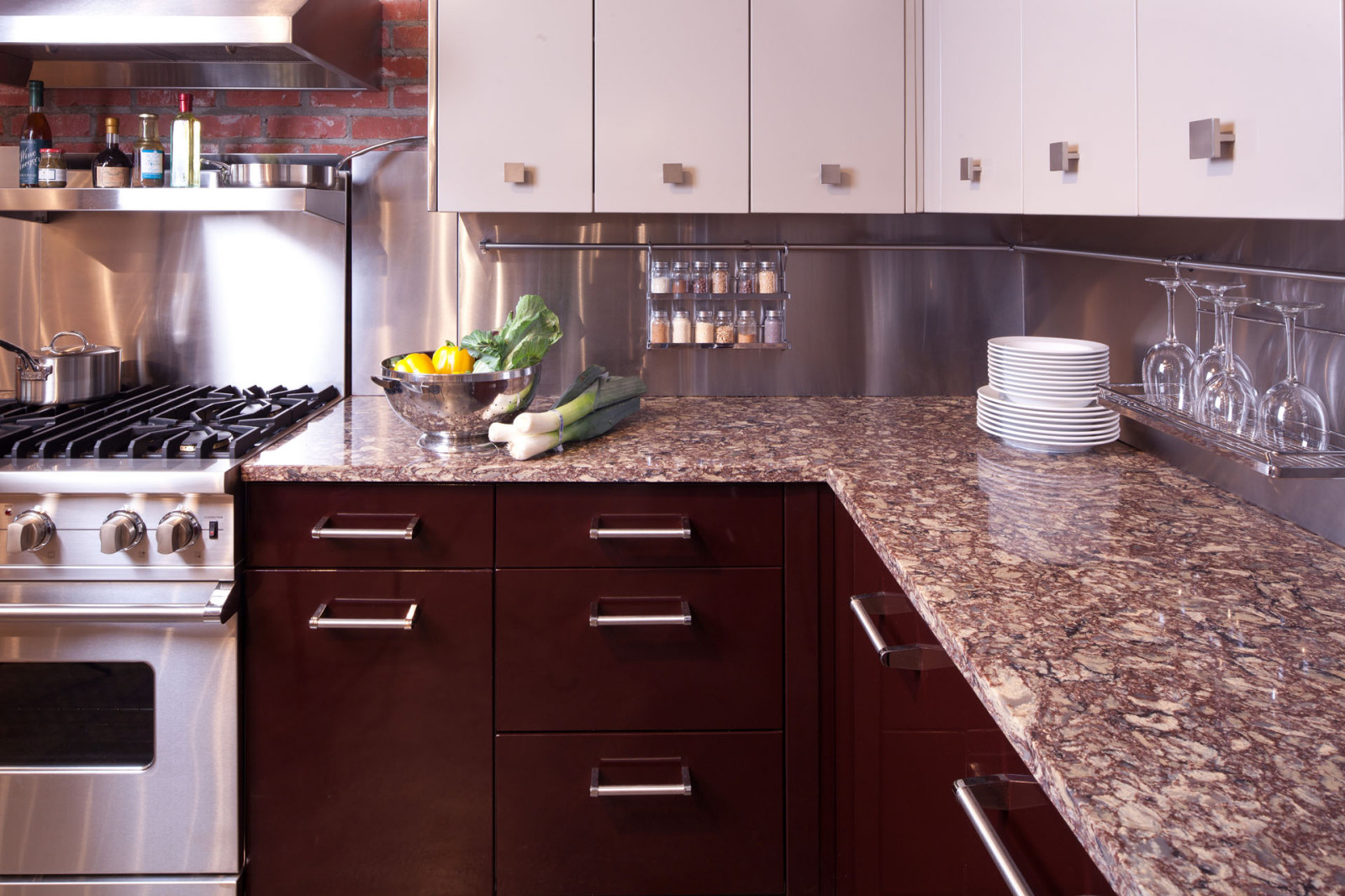 Изделия из кварцевого агломерата Камбрия CAMBRIA