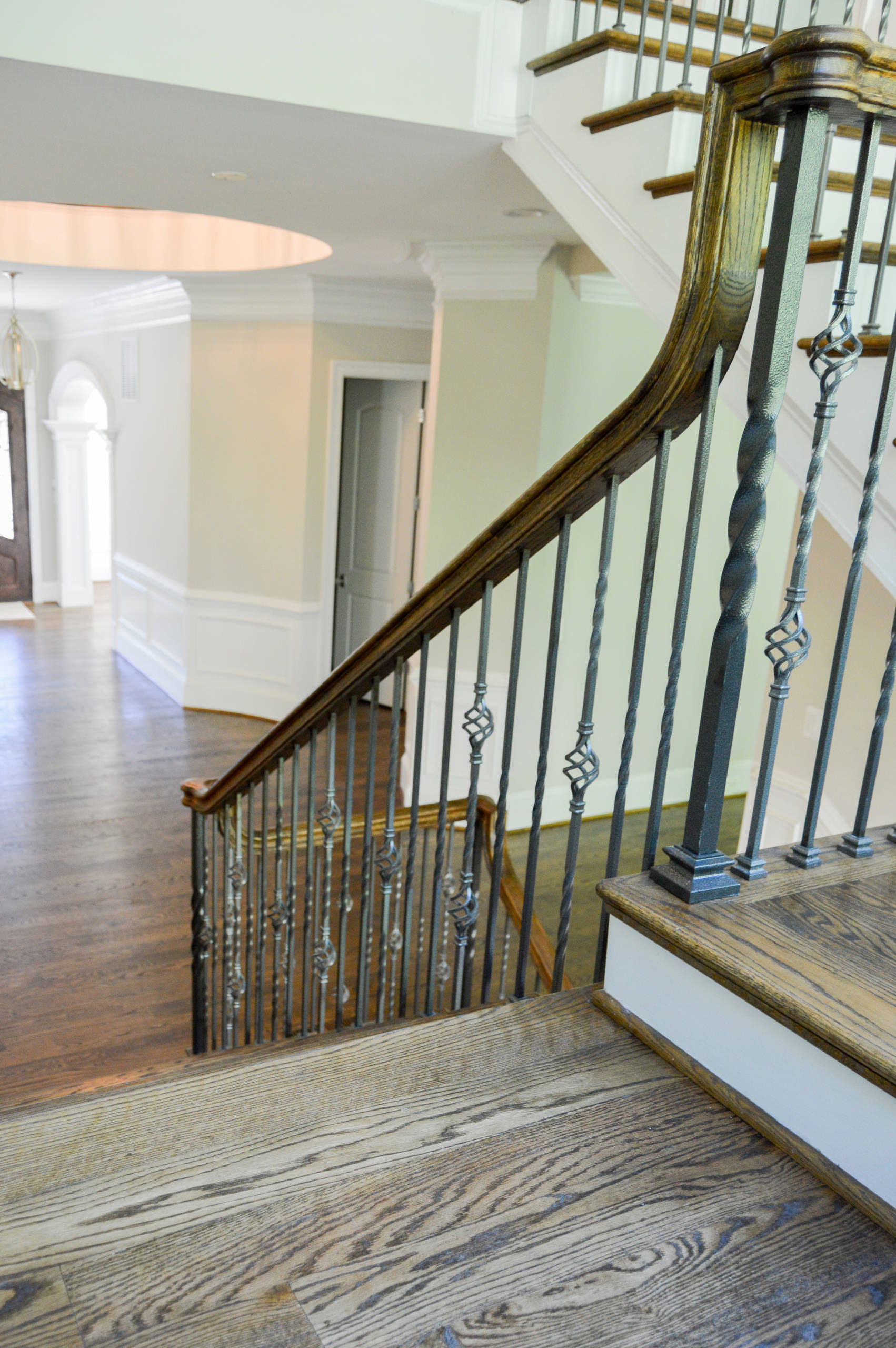 38_European Style Circular Balcony and Multi-level Staircase, Middleburg, VA 201