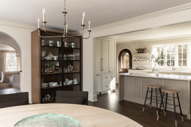 Inviting kitchen hausbar