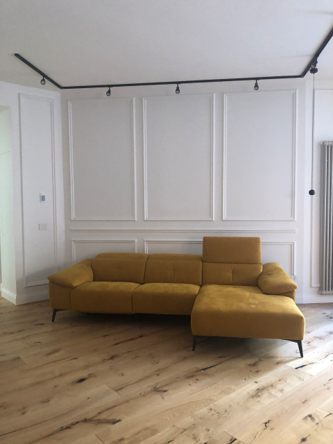 160 mq completamente ristrutturati contemporary-living-room