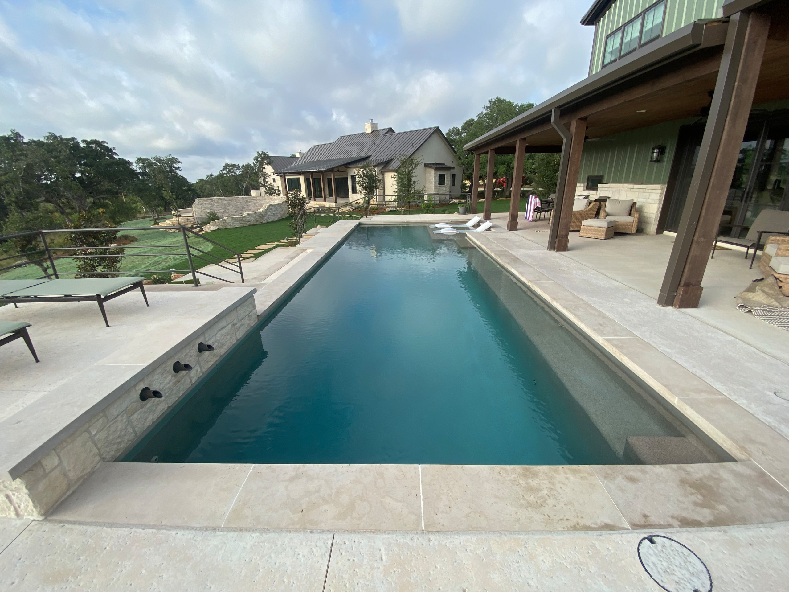 Bandera Texas Modern in Rustic Setting