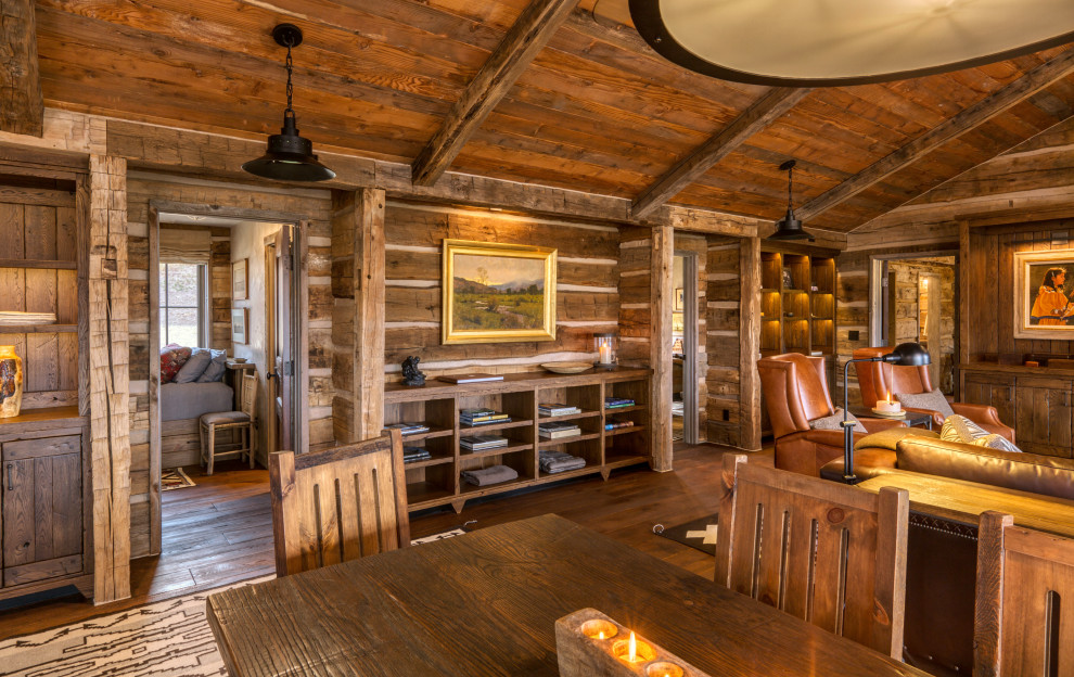 Mountain style home design photo in Denver