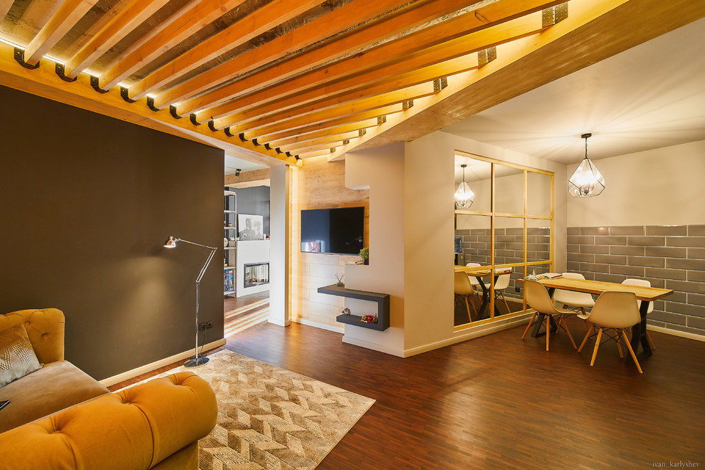 Холостяцкая Студия