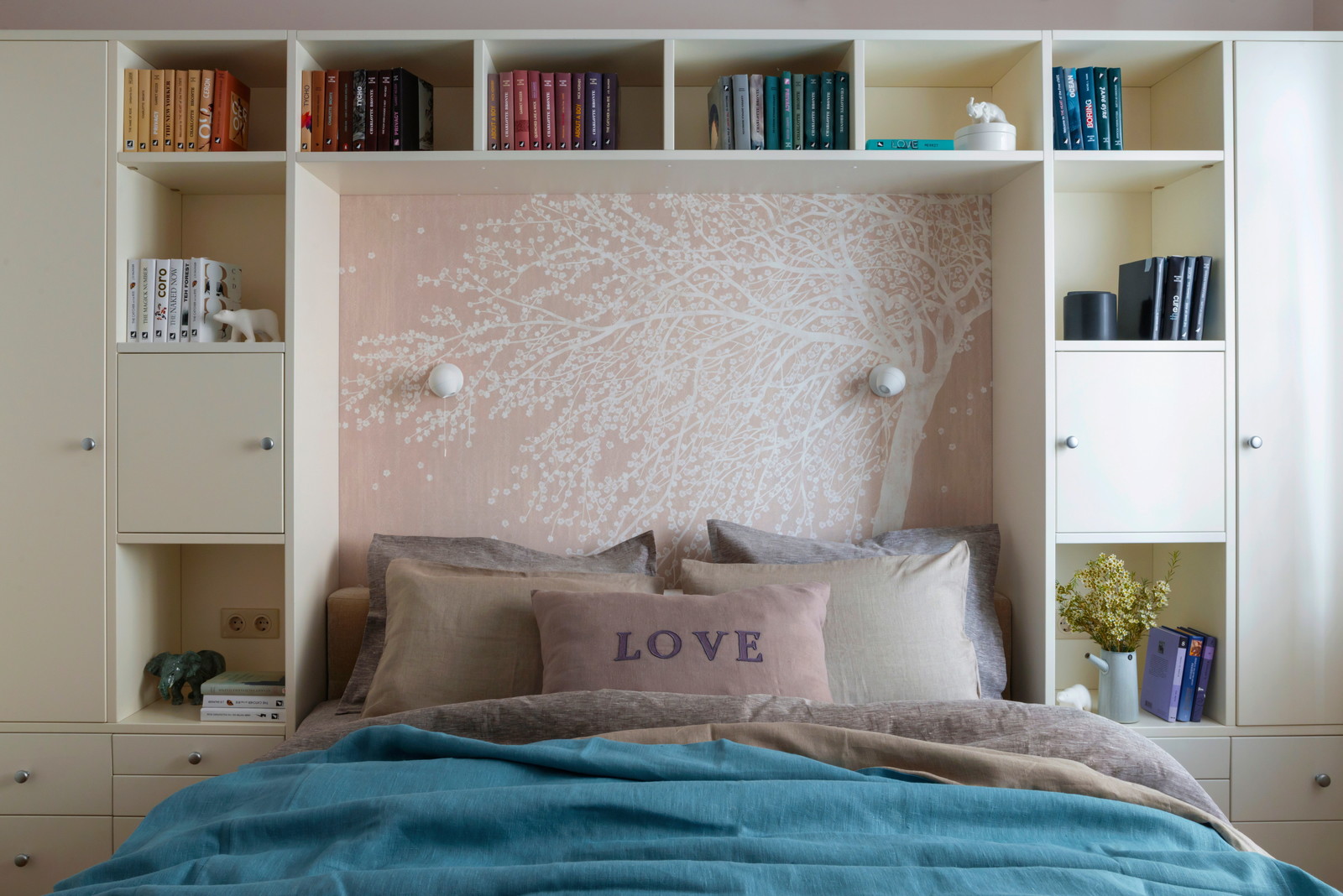 Традиции и современность