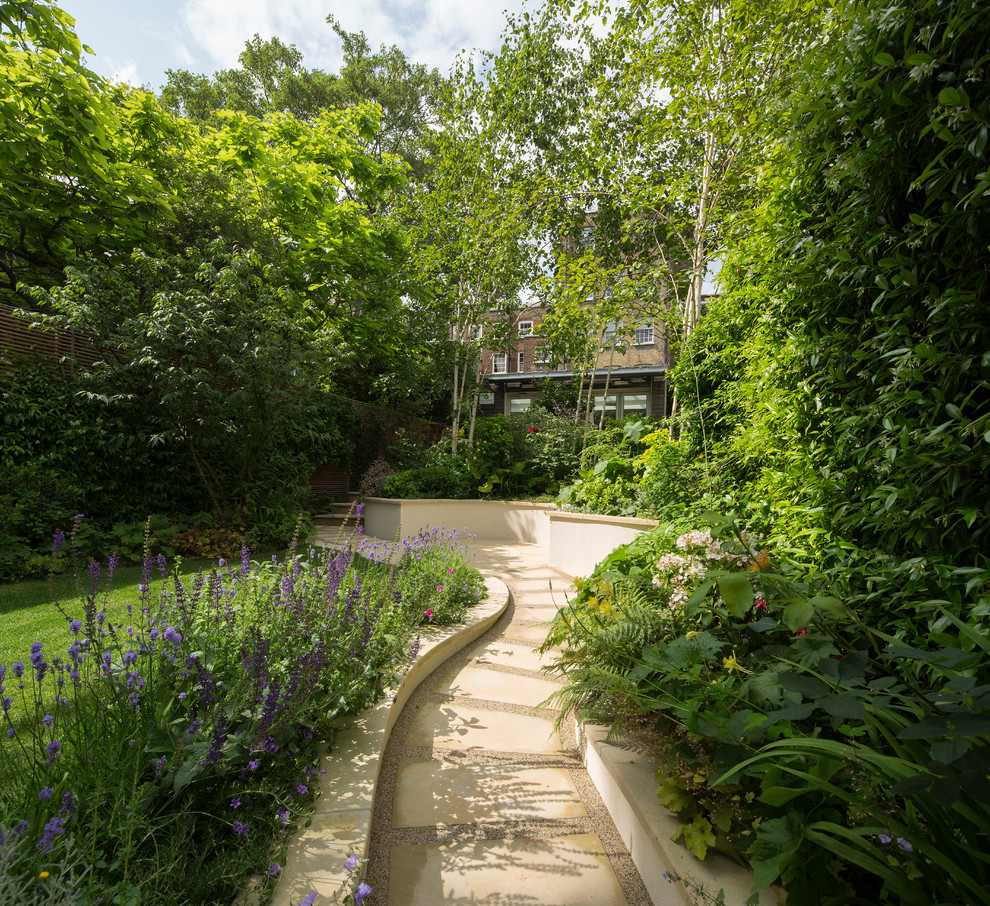 This is an example of a contemporary garden in London.