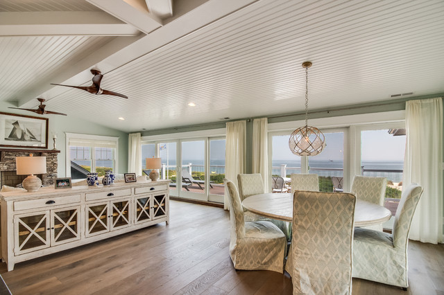 Lewes Beach beach-style-dining-room