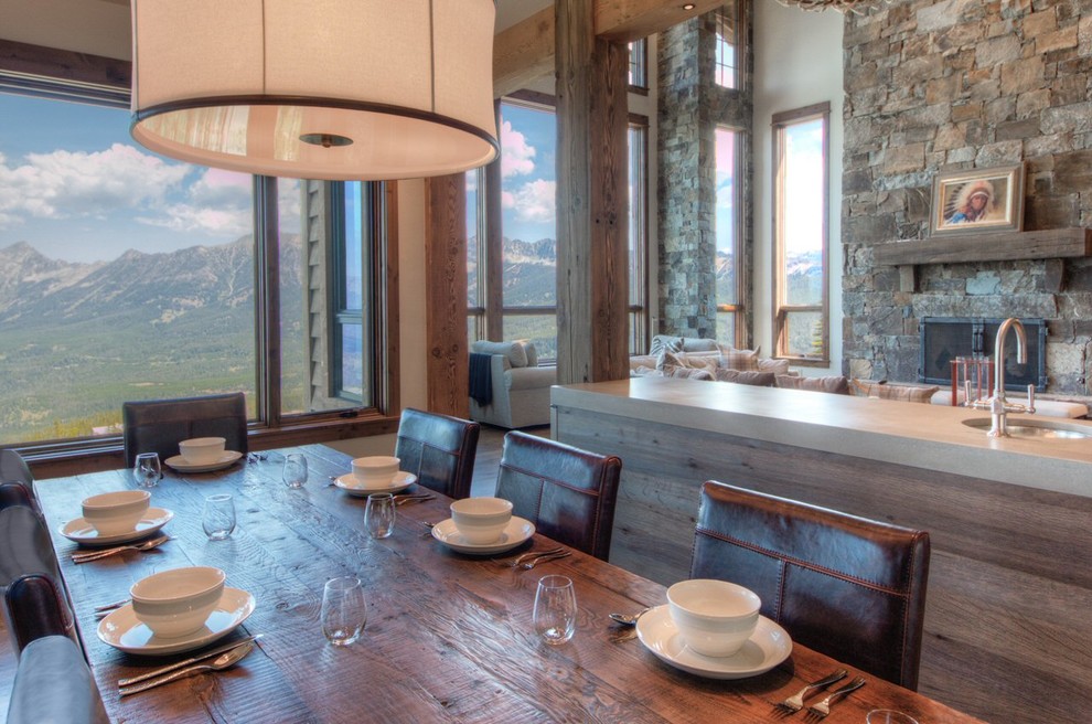 Dining room - rustic dining room idea