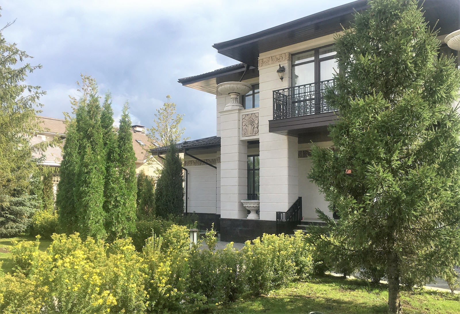 Строительство домов – реализованные фасады