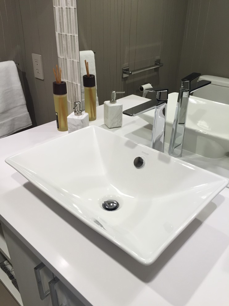 Fishman powder room