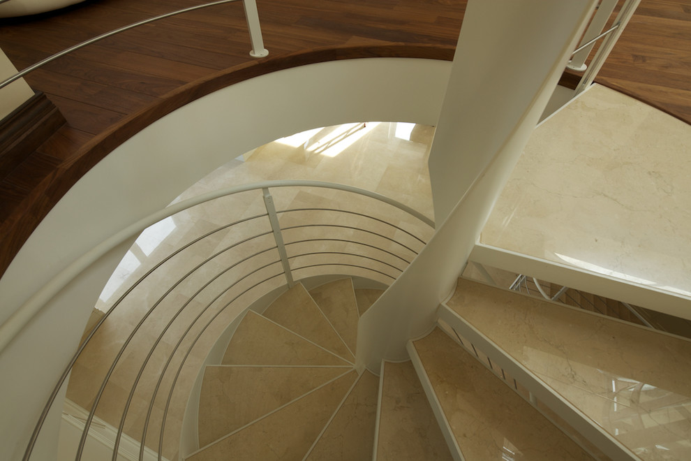 Загородный дом - 120 кв.м. мансарда, расположение кухни и душевой. Реализация.