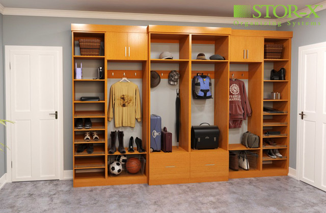 Mud Room transitional-entry