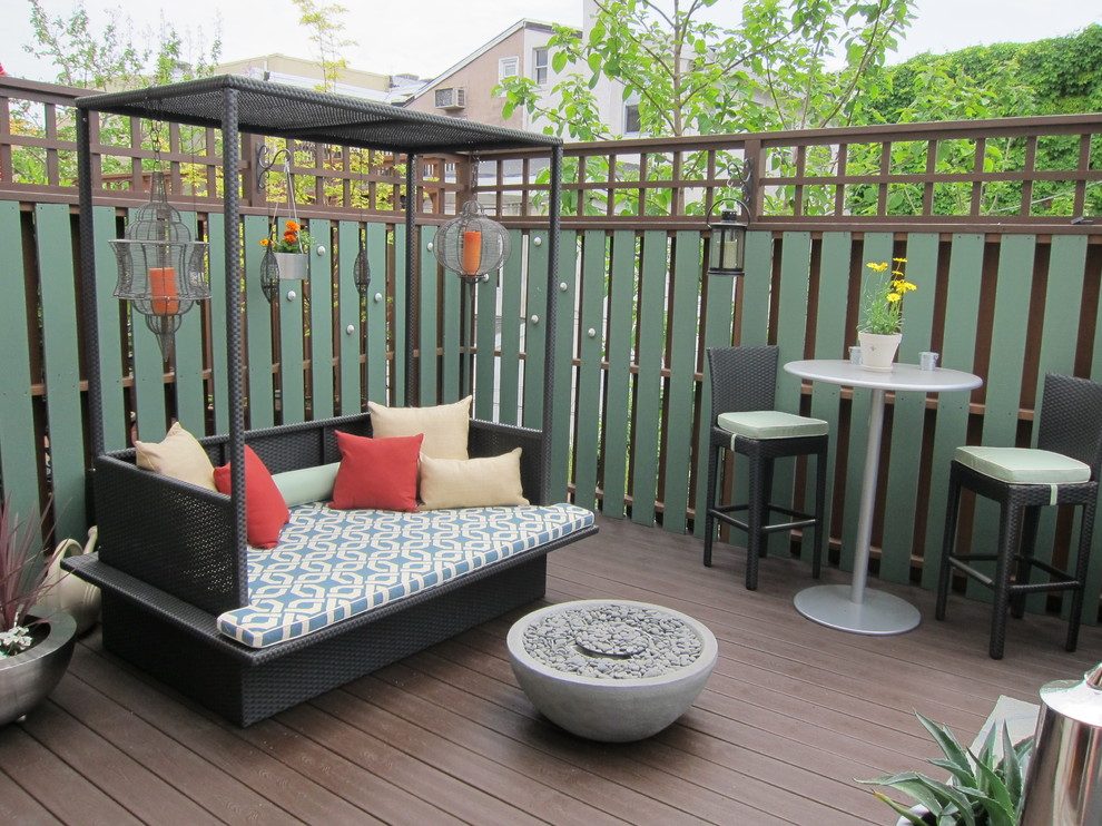Inspiration for a transitional deck in Philadelphia.