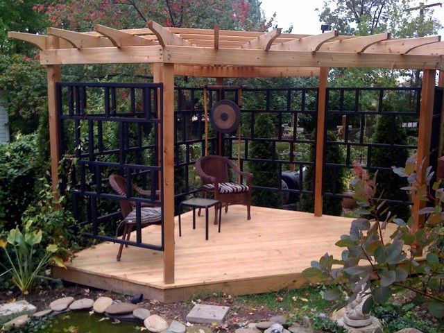  asian  inspired pergola Asiatique  Terrasse et Patio 