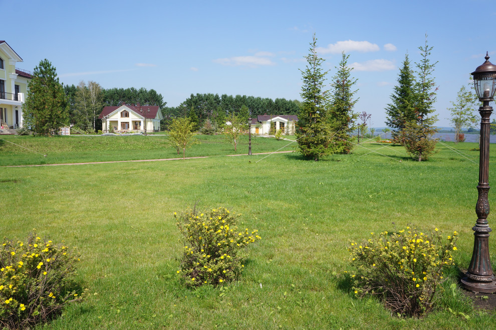 Ландшафтные работы  на частном объекте Сарапки