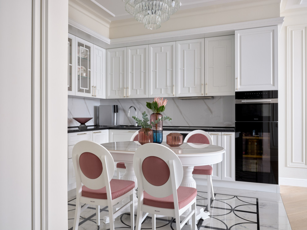 ЖК Триколор