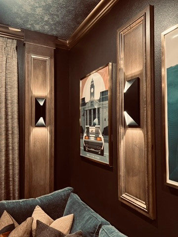 Old Hollywood Cinema Lounge