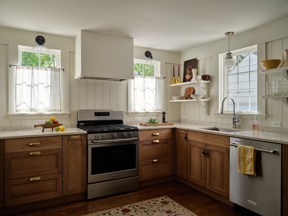 Example of a beach style kitchen design in Portland Maine