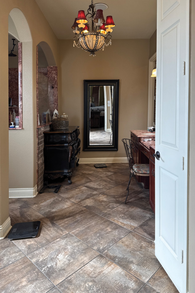 Hillhouse - Primary Bath Remodel