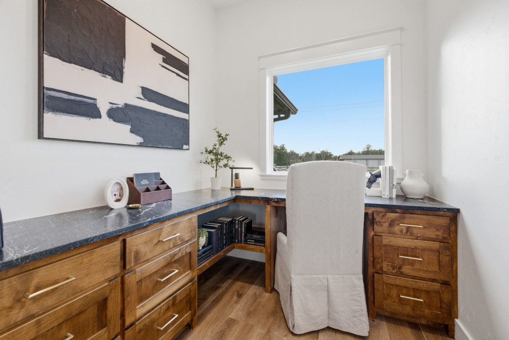 Mathis Collection I Bryan Texas