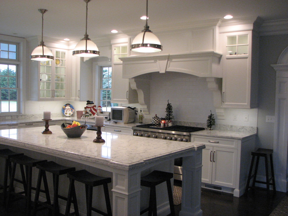 Transitional kitchen photo in Boston