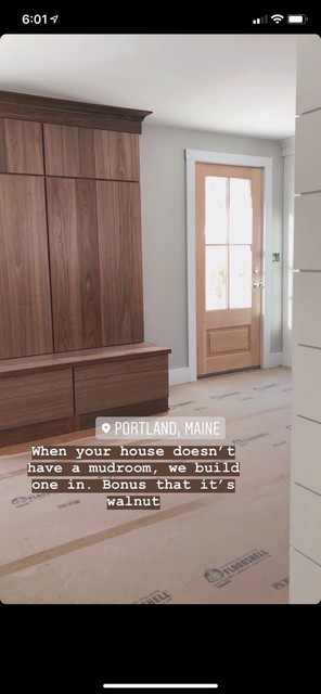 Dining/Side Entry 