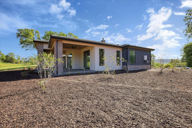 California Custom Luxury Modern Home on Darkhorse Golf Course in Auburn, CA contemporary-exterior