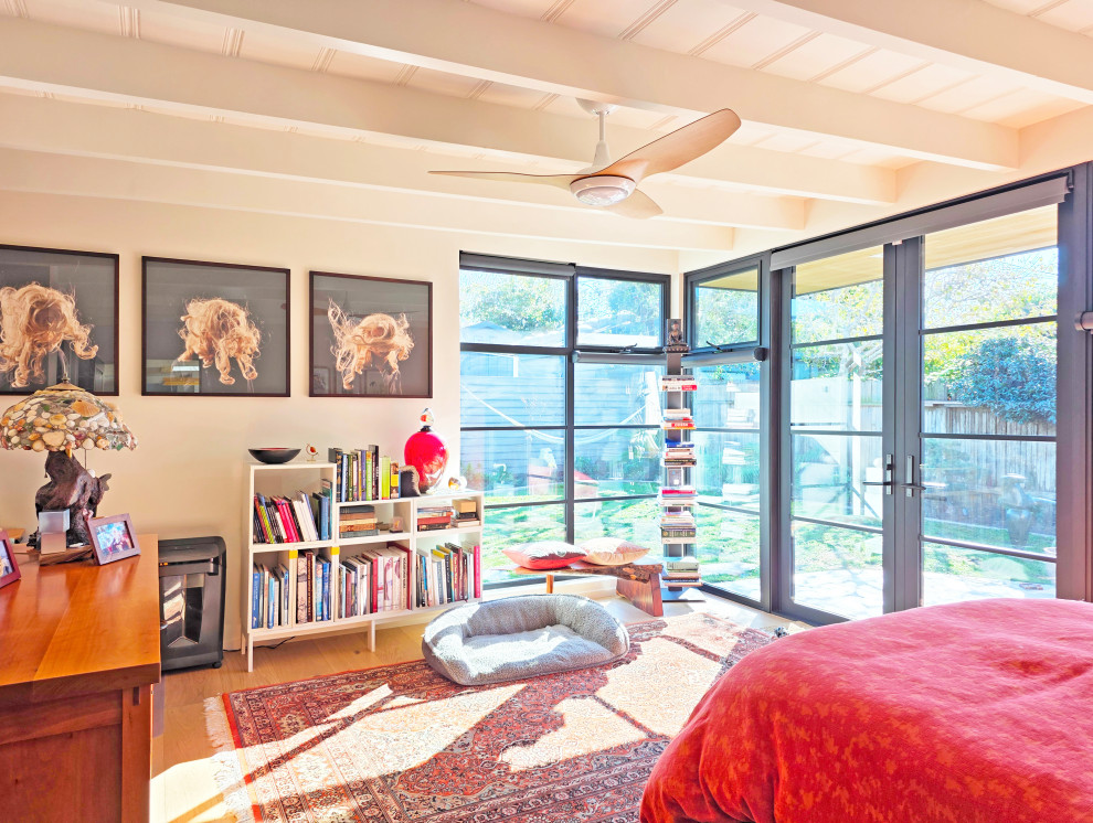 Mid-Century Modern House with Contemporary Art Collection