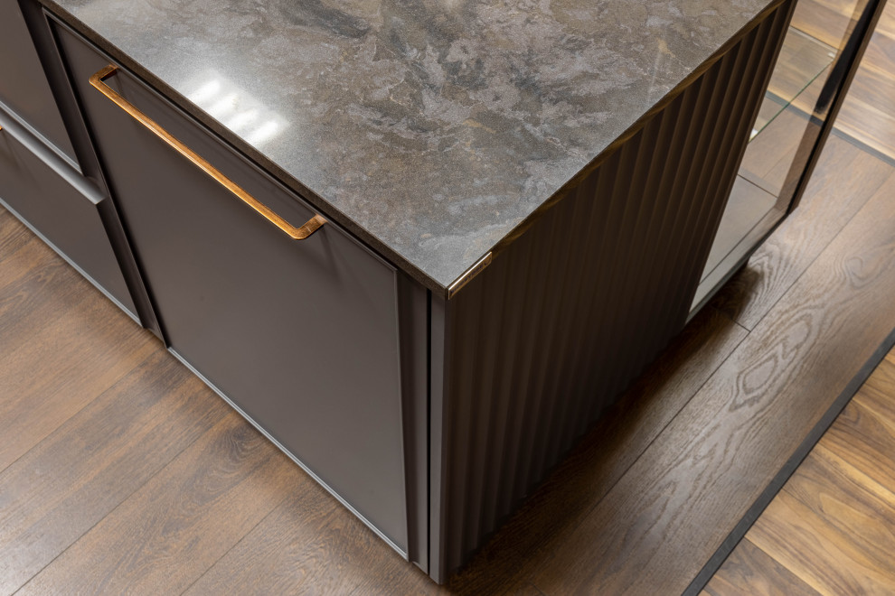 Кухня. Doorus. Vicostone Amadeus