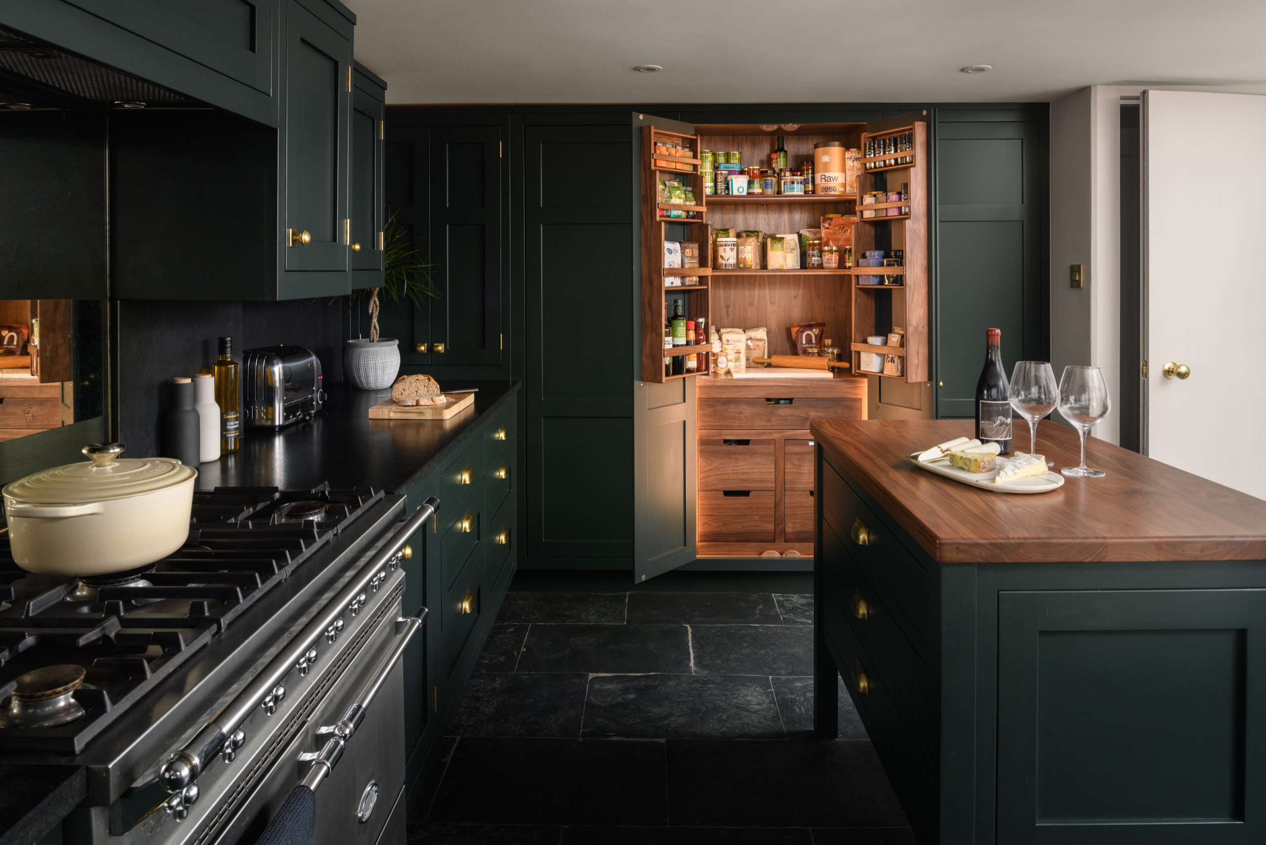 75 Beautiful Kitchen with Green Cabinets and Black Floors Ideas