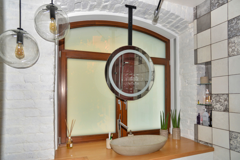 Окно со смарт-стеклом в ванную стекла с регулируемой прозрачностью. SMART GLASS.