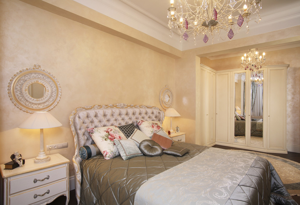 Элегантная классика (3-х комн. квартира в сталинке)