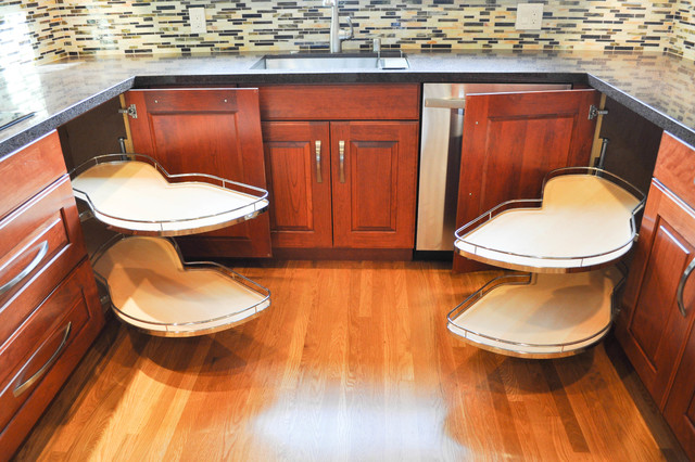 Bay View Kitchen klassisch-modern-kueche