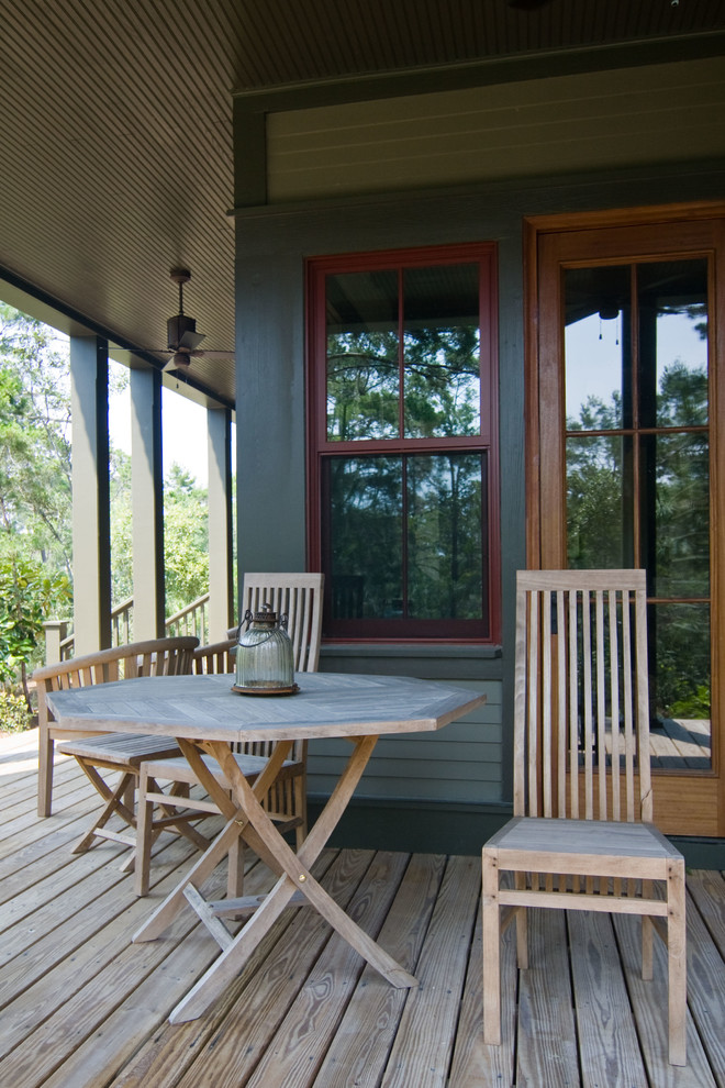 Inspiration for a timeless porch remodel in Birmingham