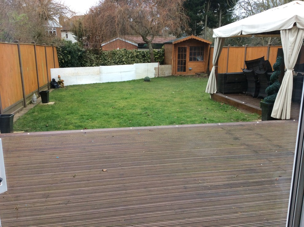 Fencing to keep shop dogs off grass