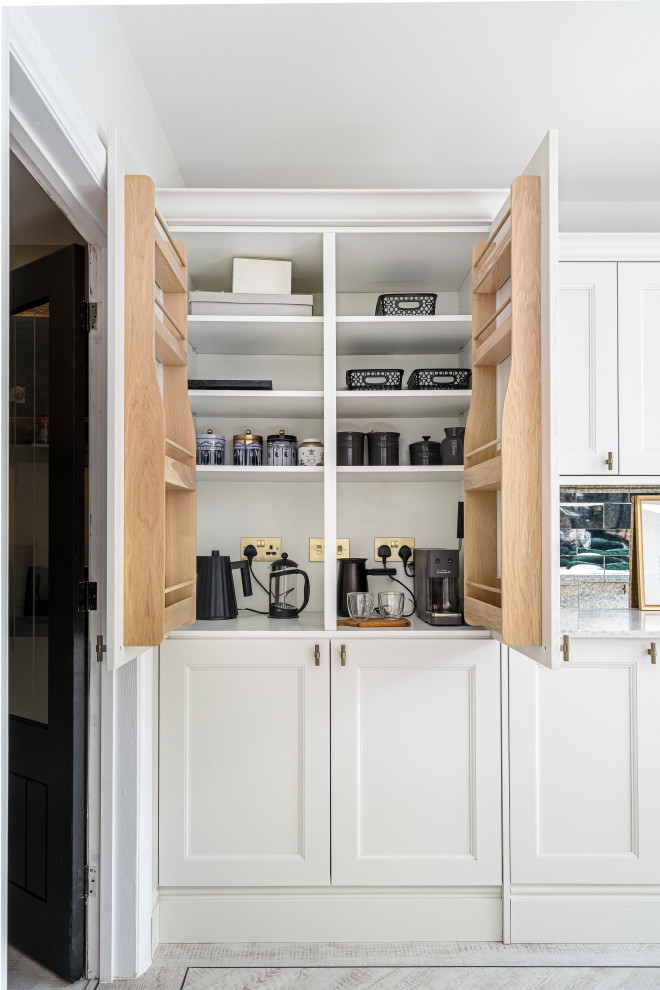 Wyncham Avenue Living Areas & Kitchen