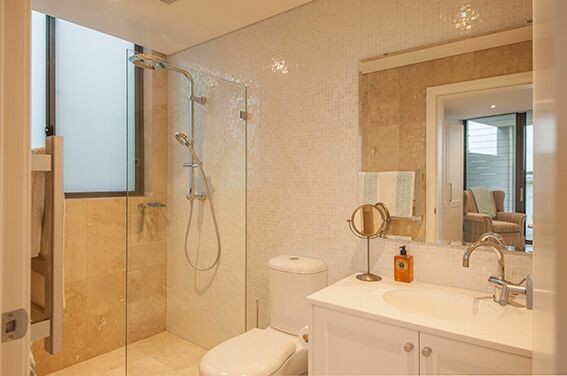 Transitional bathroom in Sydney.