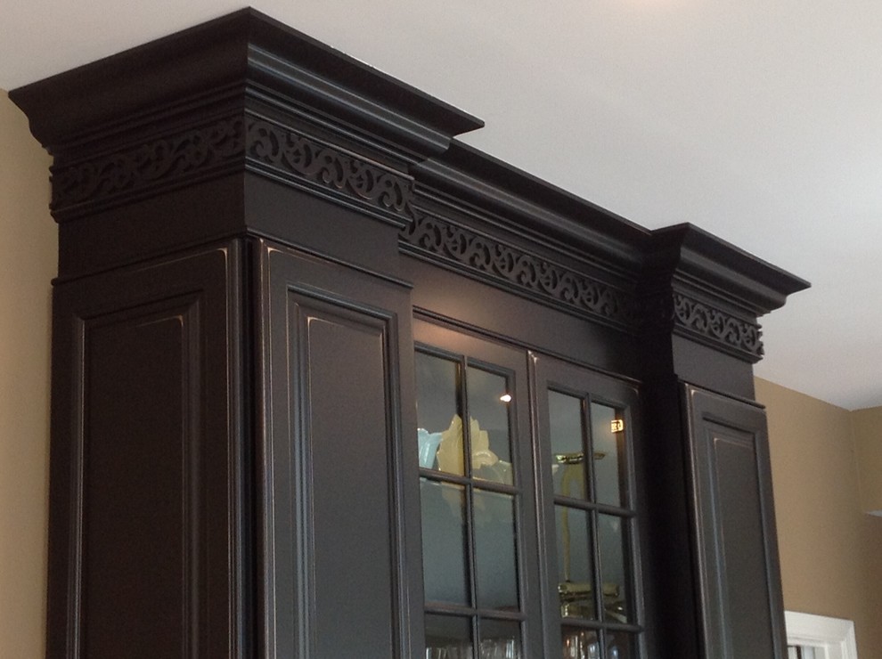 Traditional Elegant Kitchen