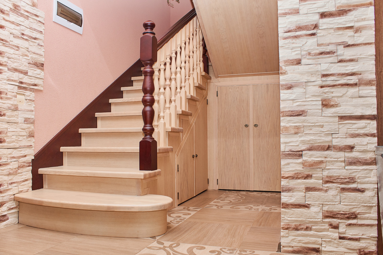 Лестница из березы