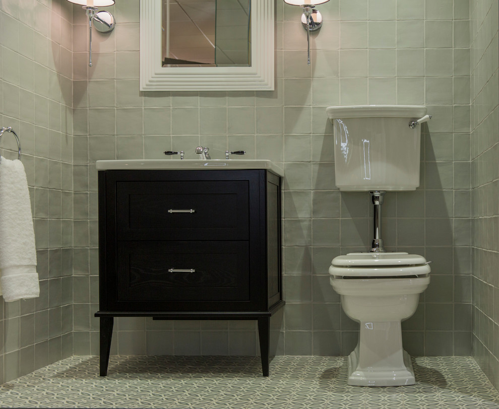 This is an example of a traditional bathroom in London.