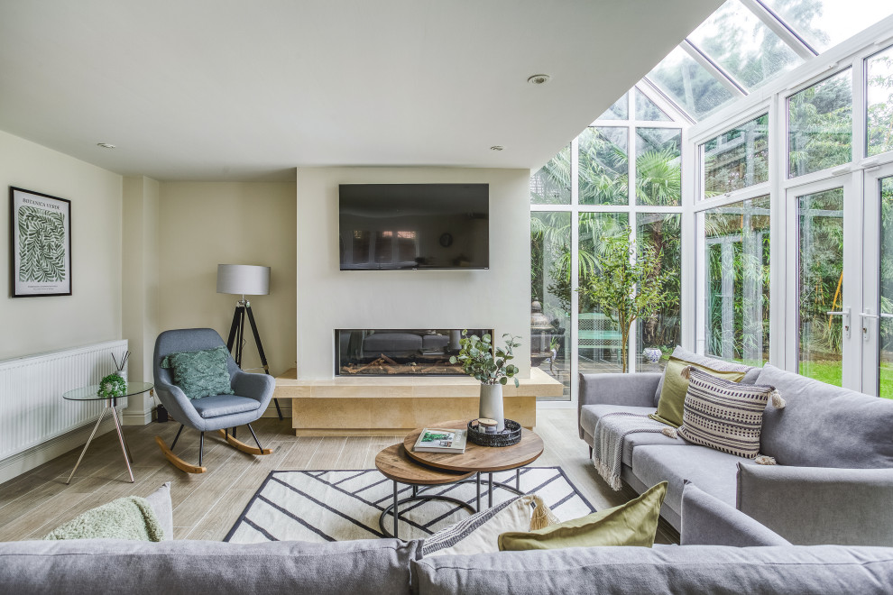 Staged to Sell - Part Furnished - Project Dovestone Gardens