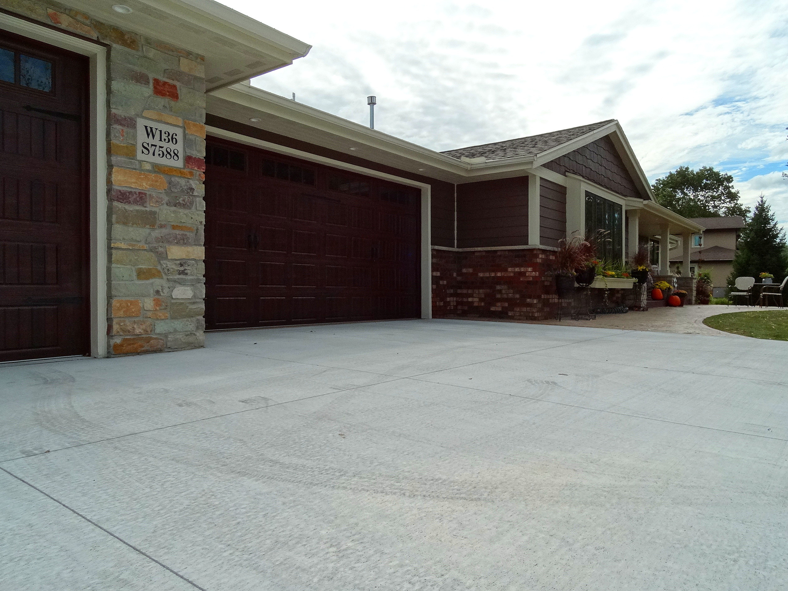 Muskego Residence - Exterior and Sun Room Addition