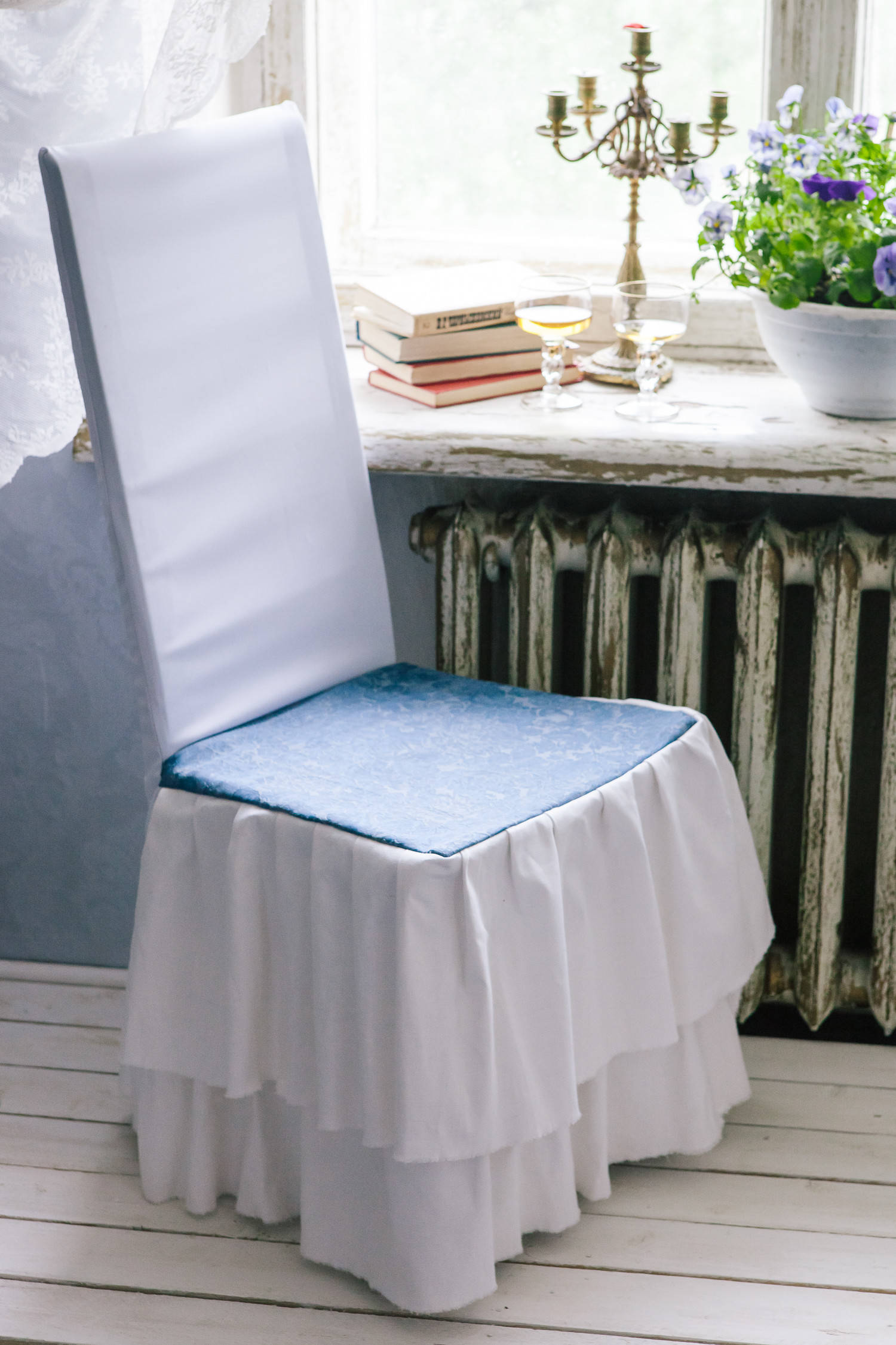 Как сшить чехол на спинку стула. How to sew a cover on the back of a chair.mp4