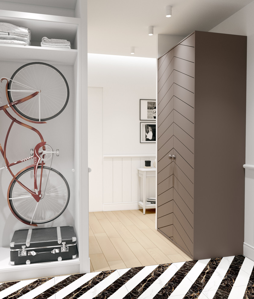 Светлый интерьер с яркими акцентами